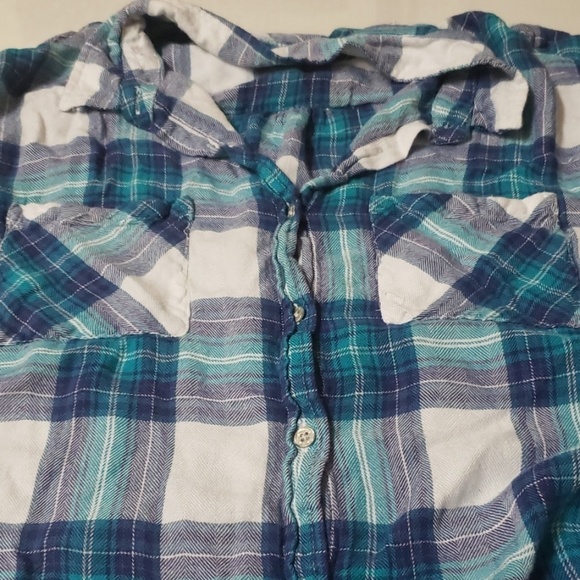 Flannel top - Picture 2 of 2